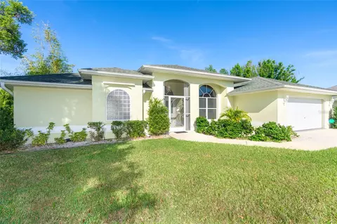 10039 Franklin Dr, Englewood, FL 34224