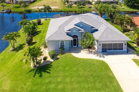 183 Medalist Rd, Rotonda West, FL 33947