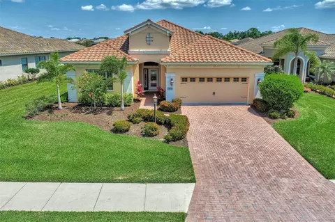 10848 Trophy Dr, Englewood, FL 34223
