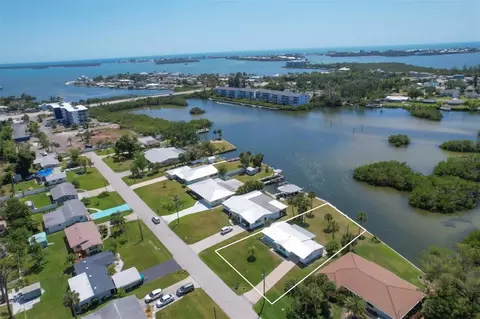 1210 S Maryknoll Rd, Englewood, FL 34223