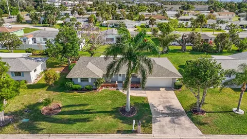 1775 Edith Ave, Englewood, FL 34223