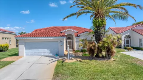 8376 Creekview Ln, Englewood, FL 34224