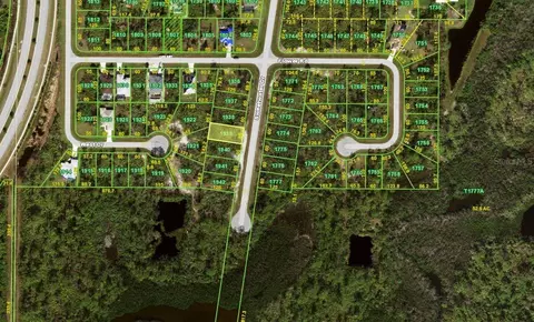192 Sweetwater Dr, Rotonda West, FL 33947