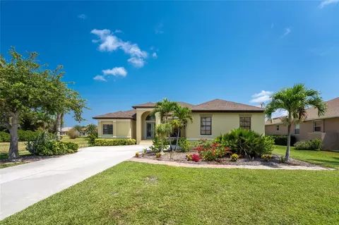 173 Rotonda Blvd E, Rotonda West, FL 33947