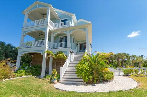 17 Palm Dr, Placida, FL 33946 photo 1
