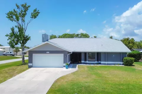 9234 Carnation Ave, Englewood, FL 34224