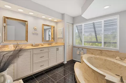 Bath - 245 Spaniards Rd, Placida, FL 33946 photo 1 of 4