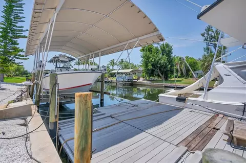 Exterior - 245 Spaniards Rd, Placida, FL 33946 photo 16 of 18