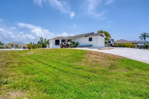 Exterior - 245 Spaniards Rd, Placida, FL 33946 photo 15 of 18