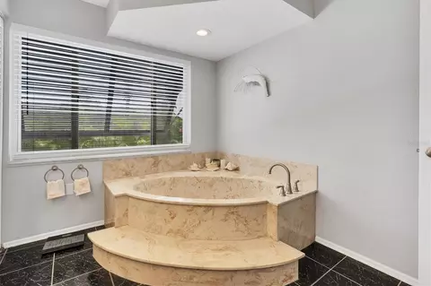 Bath - 245 Spaniards Rd, Placida, FL 33946 photo 2 of 4
