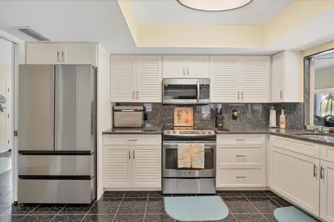 Kitchen - 245 Spaniards Rd, Placida, FL 33946 photo 4 of 4