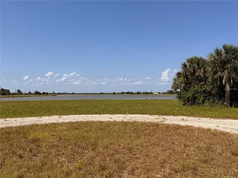 46 Sunflower Dr, Placida, FL 33946