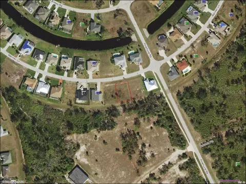 143 Mariner Ln, Rotonda West, FL 33947