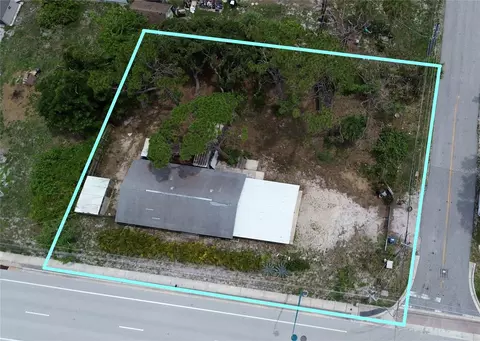 211 E Dearborn St, Englewood, FL 34223