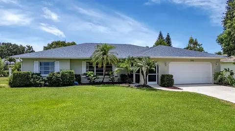 1016 N Cypress Point Dr, Venice, FL 34293
