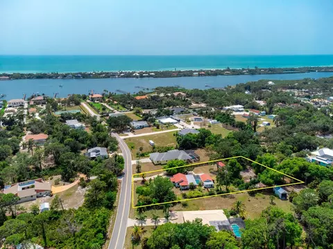 1712 Overbrook Rd, Englewood, FL 34223