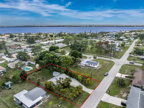 171 Palm Grove Ave, Englewood, FL 34223