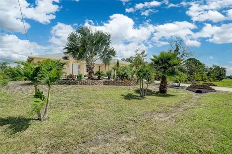 88 Brig Cir S, Placida, FL 33946