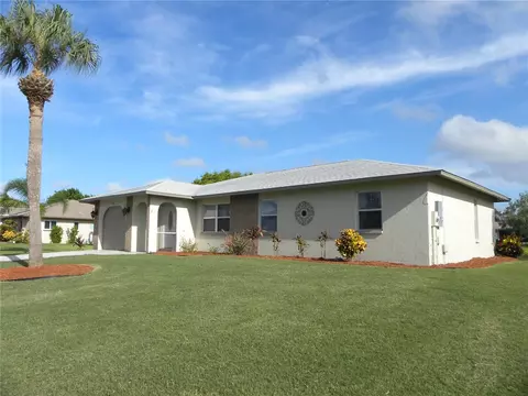 193 Caddy Rd, Rotonda West, FL 33947