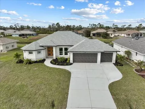 256 Mariner Ln, Rotonda West, FL 33947