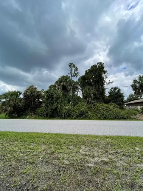 Julia Terrace, North Port, FL 34286