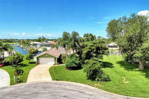42 Waterford Dr, Englewood, FL 34223