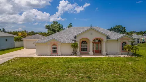 131 Broadway Ter, Englewood, FL 34223