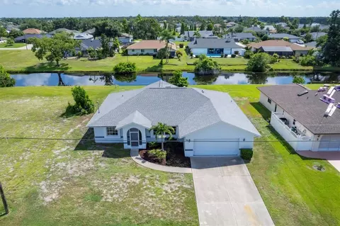 189 Bunker Rd, Rotonda West, FL 33947