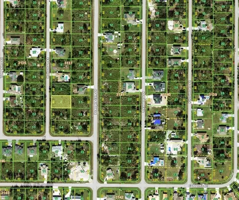 150 Holloman St, Port Charlotte, FL 33954