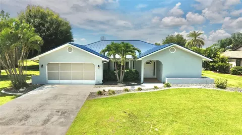 304 Corrientes Cir, Punta Gorda, FL 33983