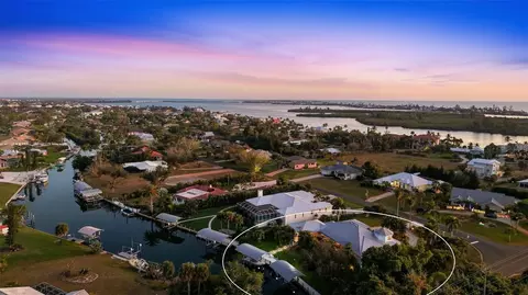 200 Capstan Dr, Placida, FL 33946
