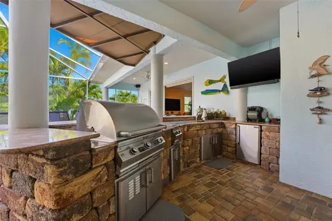 Kitchen - 200 Capstan Dr, Placida, FL 33946 photo 3 of 10