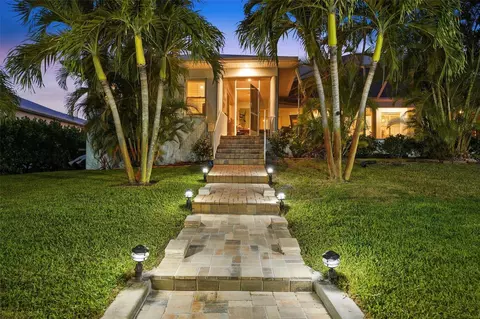 Exterior - 200 Capstan Dr, Placida, FL 33946 photo 18 of 27