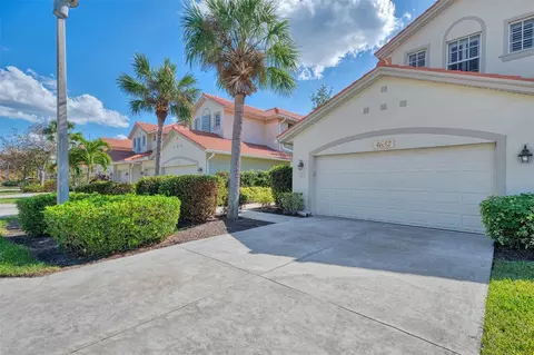 4632 Club Dr #101, Port Charlotte, FL 33953