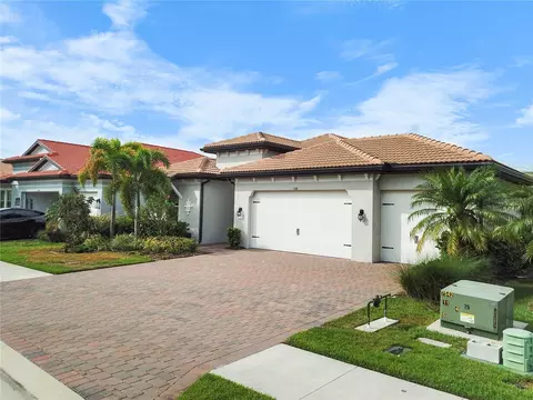 536 Maraviya Blvd, Nokomis, FL 34275