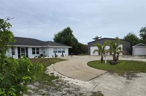 881 Bayshore Dr, Englewood, FL 34223