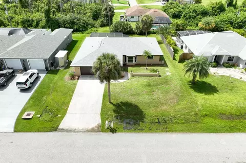 9233 New Martinsville Ave, Englewood, FL 34224