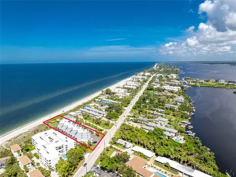 2400 N Beach Rd #6, Englewood, FL 34223