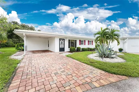 542 Circlewood Dr #P3-2, Venice, FL 34293