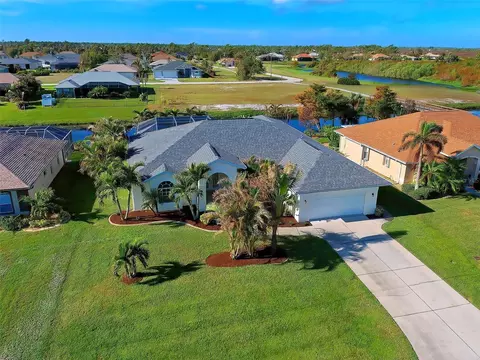 169 Medalist Rd, Rotonda West, FL 33947