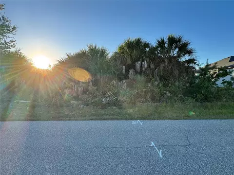 9453 Galaxie Cir, Port Charlotte, FL 33981