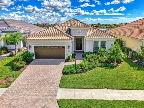 10933 Trevino St, Englewood, FL 34223
