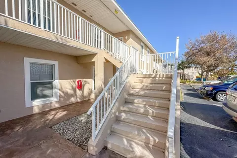 9550 Fiddlers Green Cir #207, Rotonda West, FL 33947