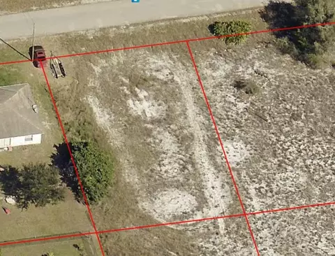 2709 29th St SW, Lehigh Acres, FL 33976