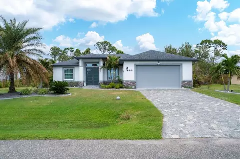 71 Pine Valley Pl, Rotonda West, FL 33947
