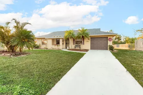 10075 Stonecrop Ave, Englewood, FL 34224