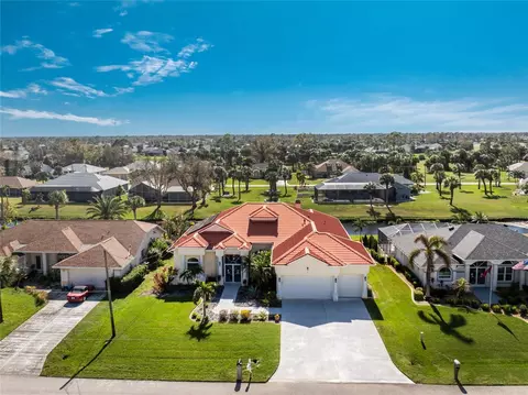 19 Sportsman Ln, Rotonda West, FL 33947