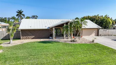 12325 Mitchell Ter, Port Charlotte, FL 33981