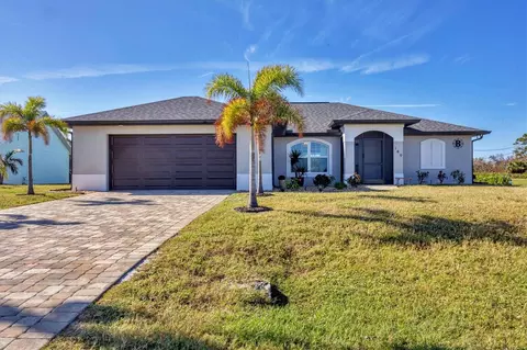 149 Broadmoor Ln, Rotonda West, FL 33947