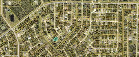 Gottfried Lane, North Port, FL 34291